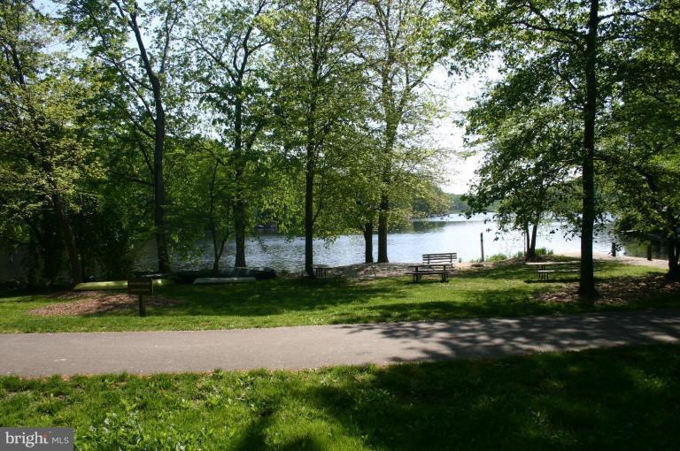 11449 Waterview Cluster Reston, VA 20190 - Photo 7 of 8 a view of a park