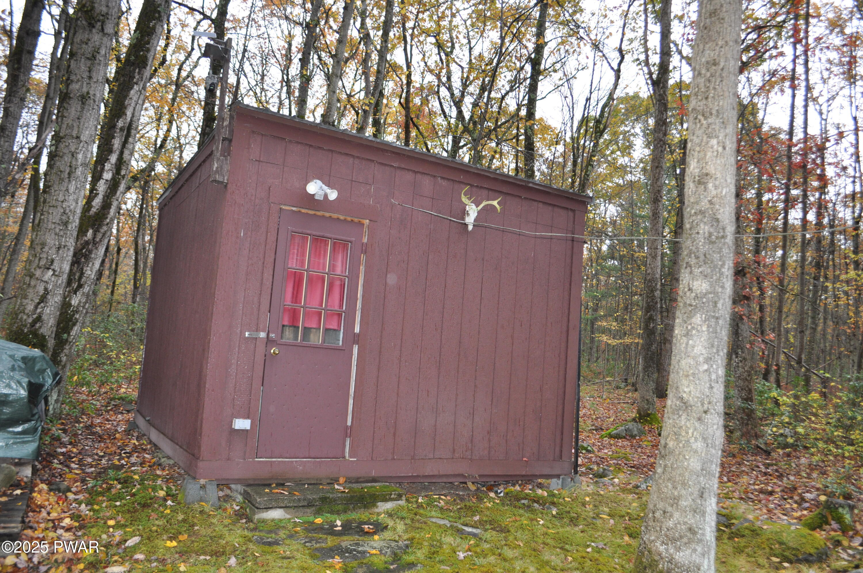 288 White Deer Lake Road Hawley, PA 18428 - Photo 6 of 28