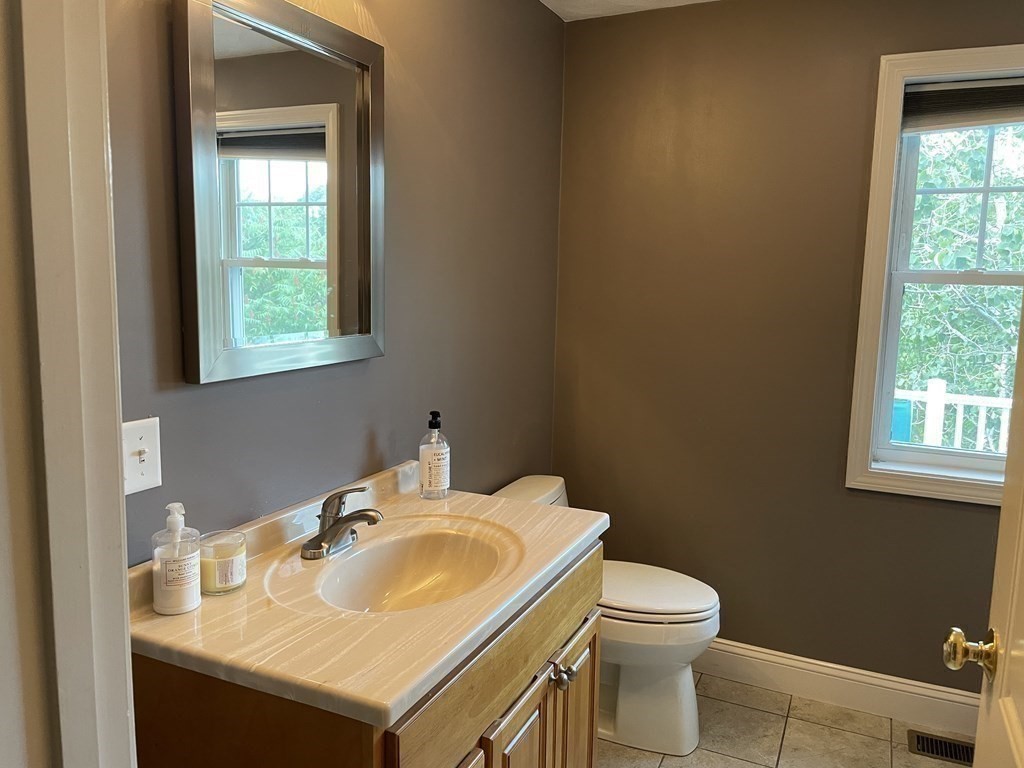 153 Judge Road Lynn, MA 01904 - Photo 8 of 30 Gallery Image 8