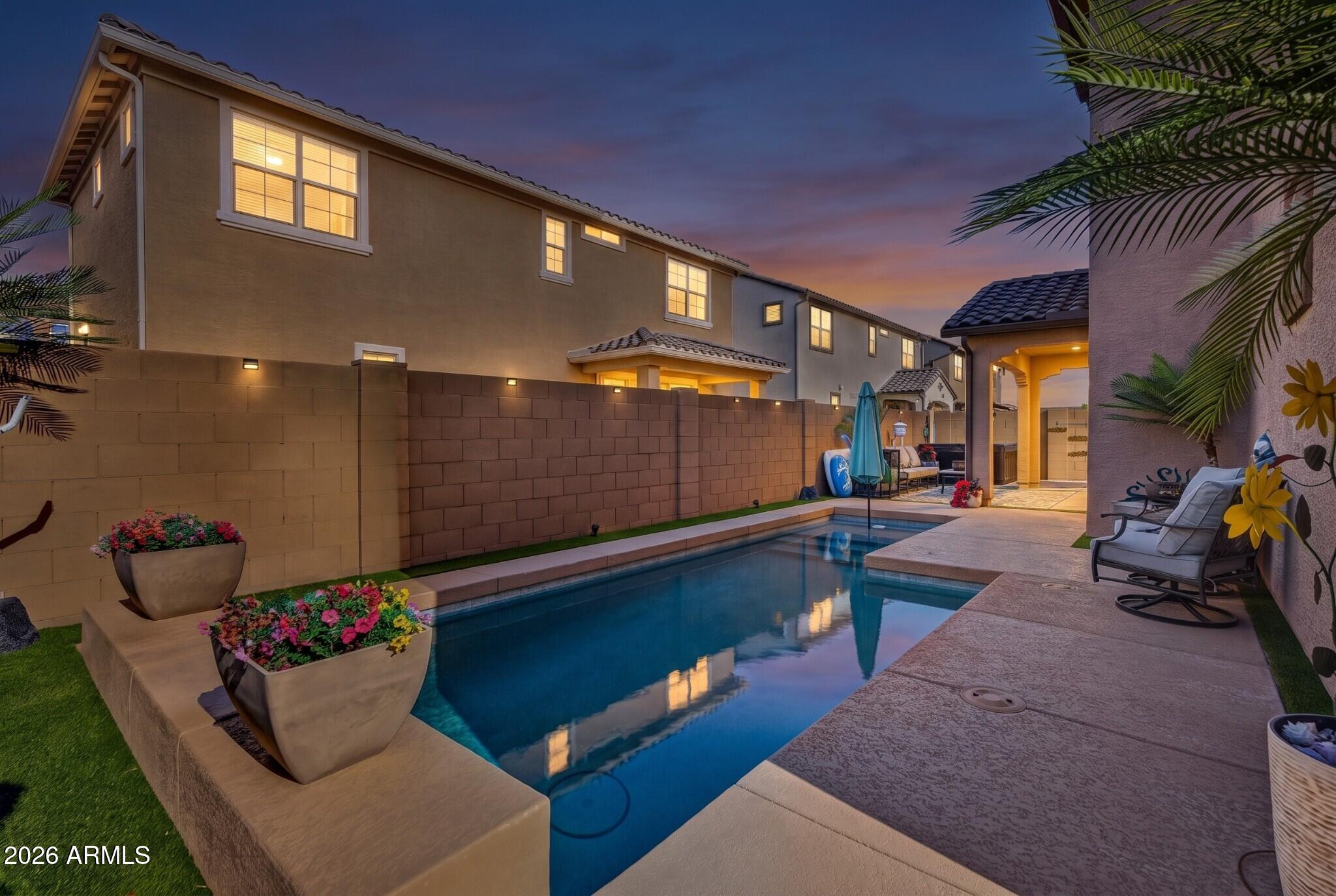 655 South Longspur Lane Gilbert, AZ 85296 - Photo 2 of 56 655 S Longspur Ln - 49- Virtual Twilight