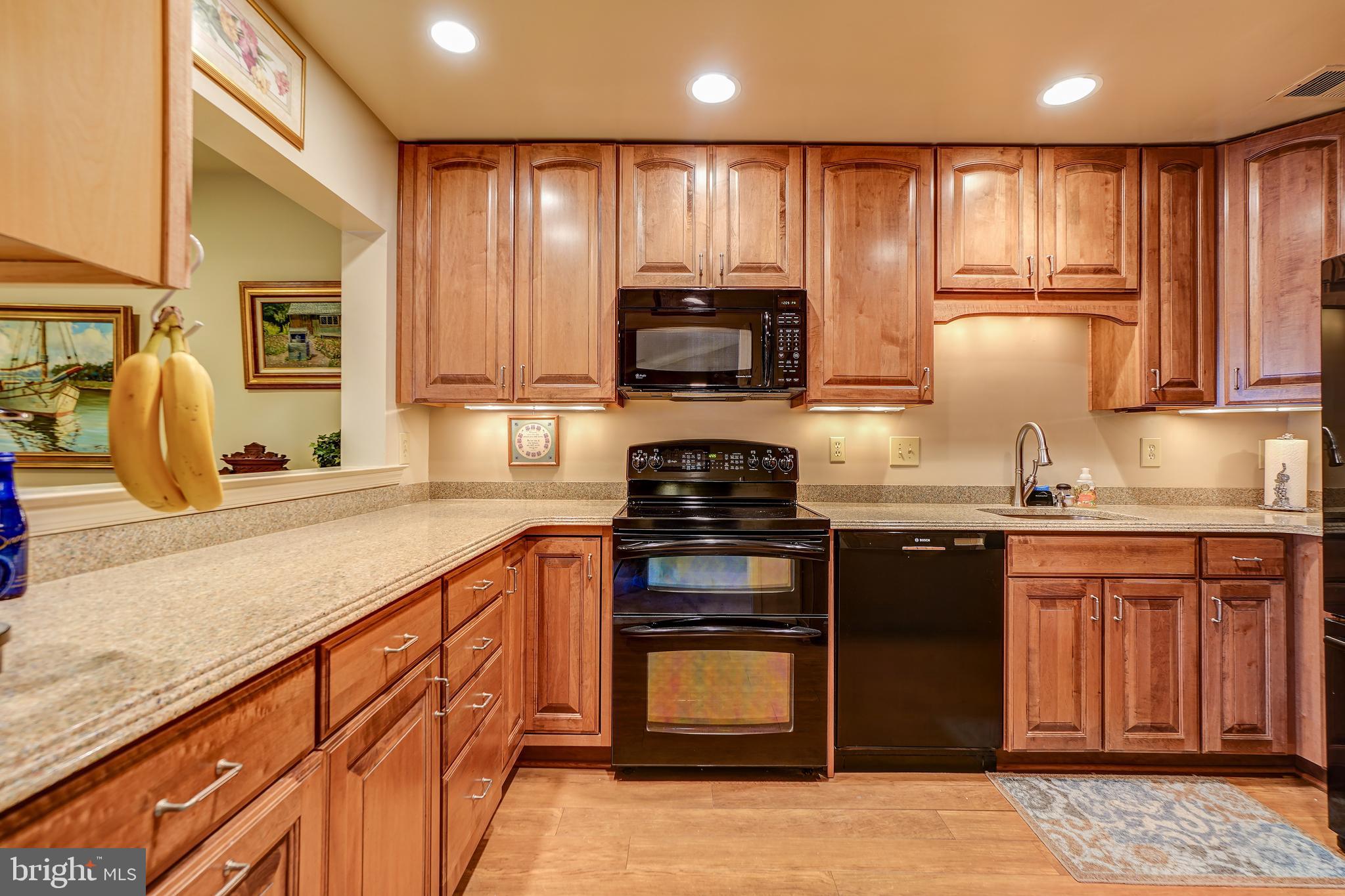 10706 Kings Riding Way, Unit 20118 Rockville, MD 20852 - Photo 23 of 33 Gallery Image 23