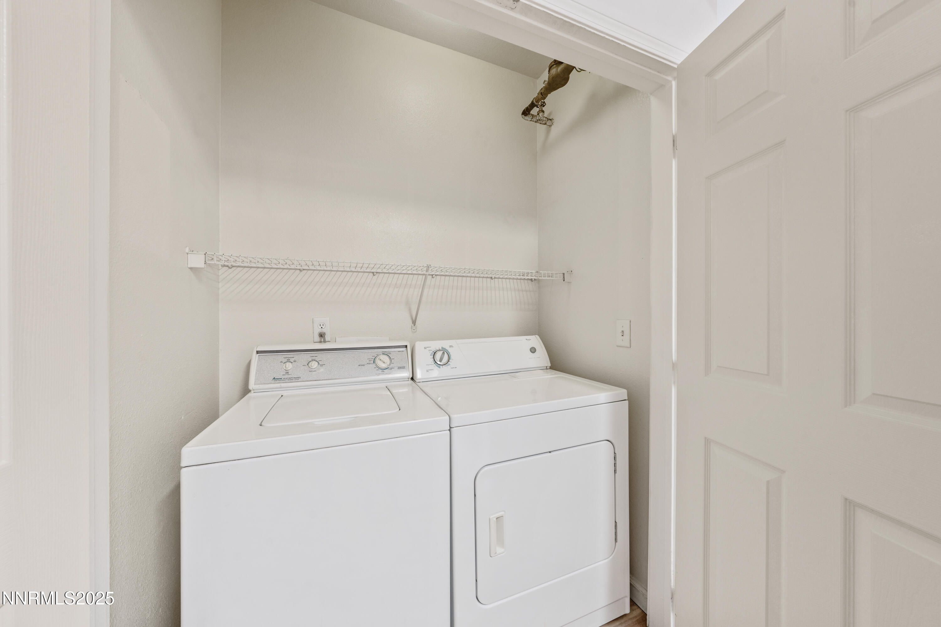 200 Talus Way, Unit 522 Reno, NV 89503 - Photo 12 of 40 a utility room with dryer and washer