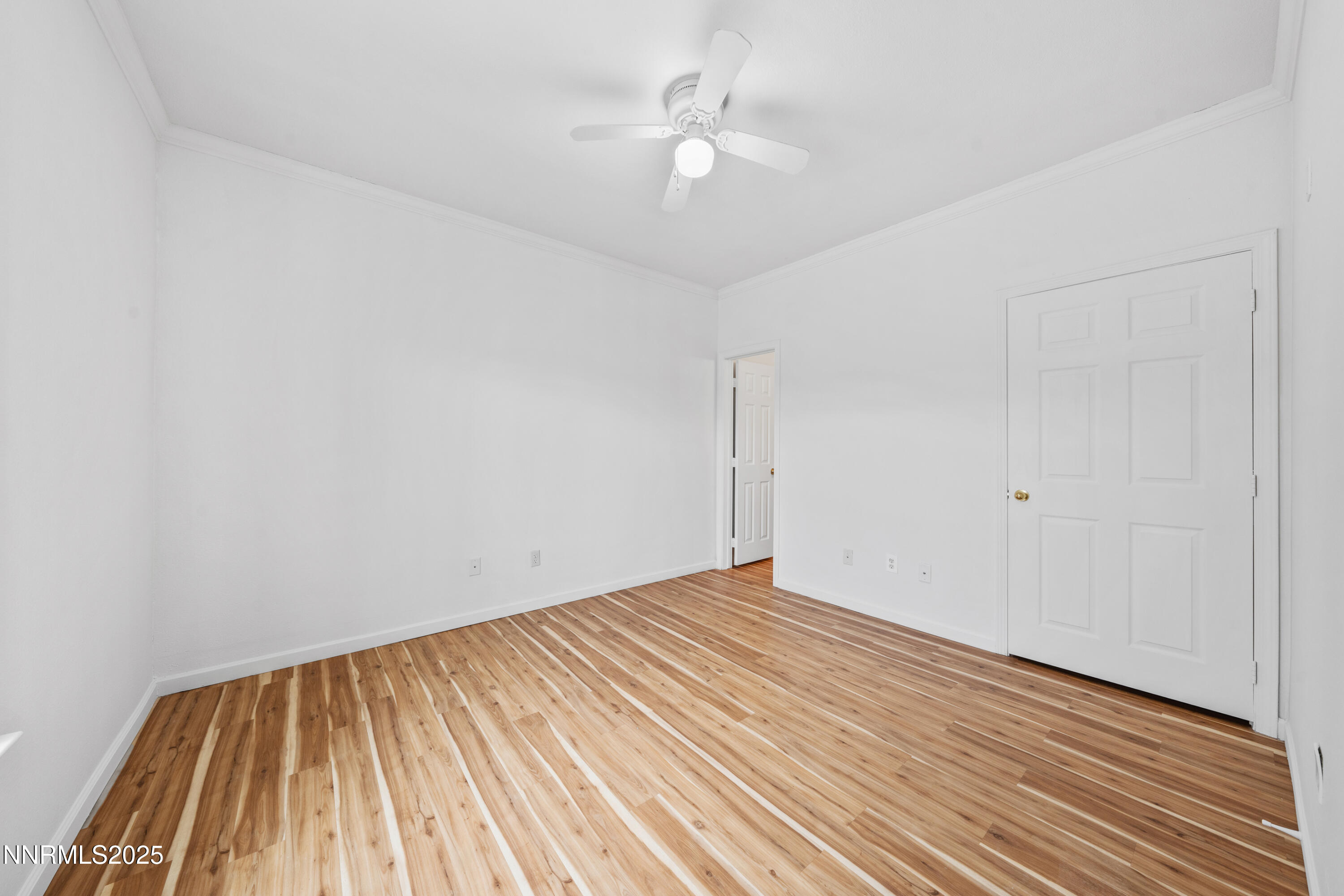 200 Talus Way, Unit 522 Reno, NV 89503 - Photo 15 of 40 a view of an empty room with a window