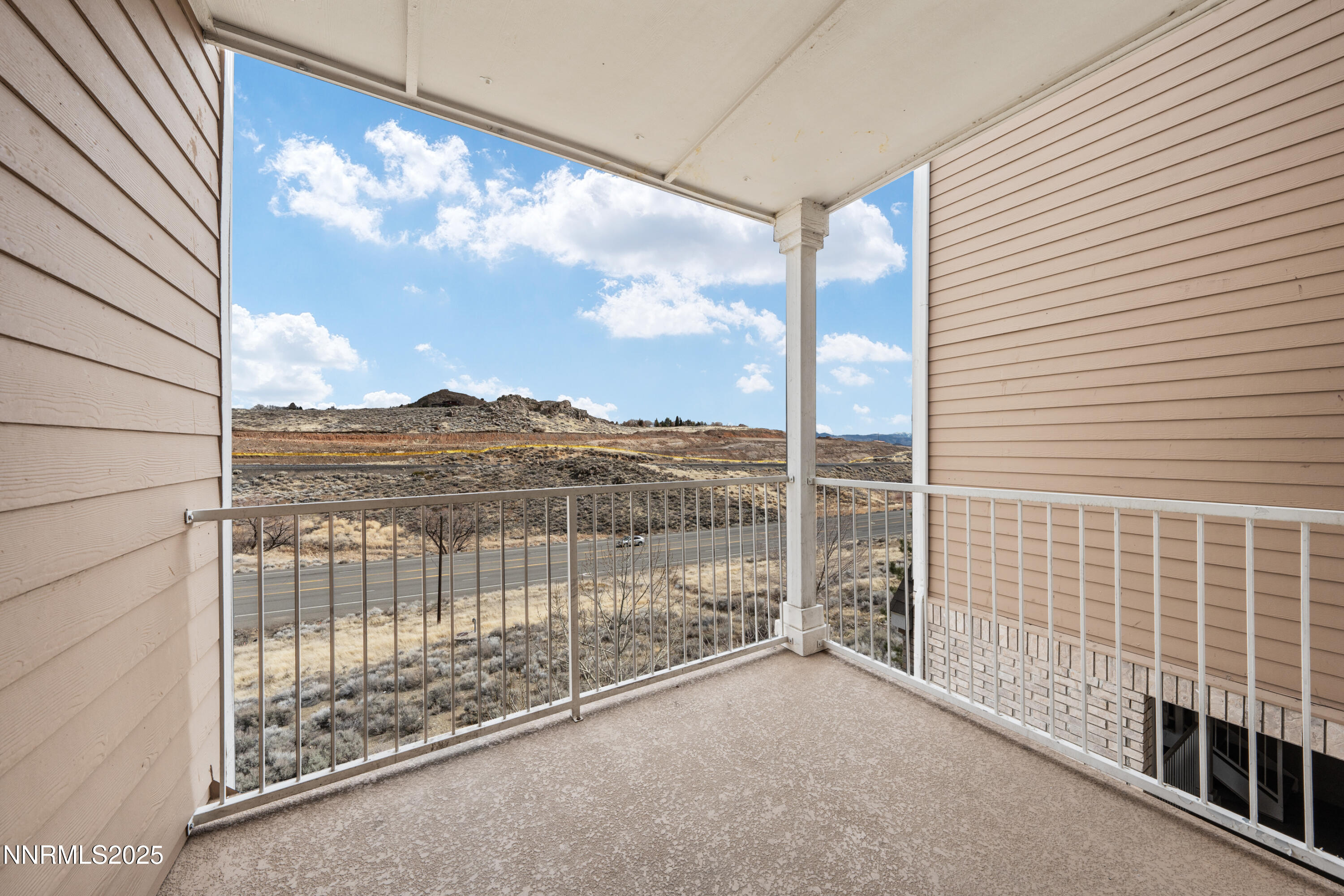 200 Talus Way, Unit 522 Reno, NV 89503 - Photo 34 of 40 a view of a balcony with city view