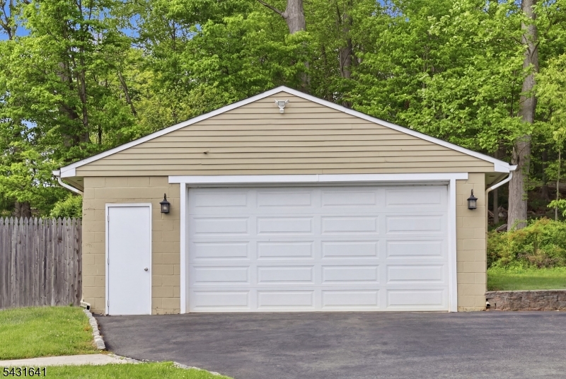 59 Mt Horeb Road Warren, NJ 07059 - Photo 29 of 35