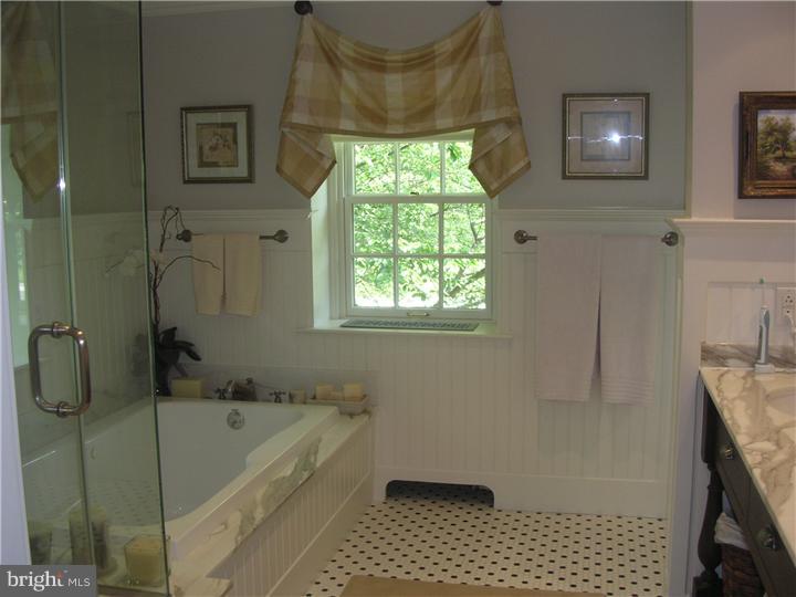 103 Stratford Road Wallingford, PA 19086 - Photo 19 of 25 Master Bathroom