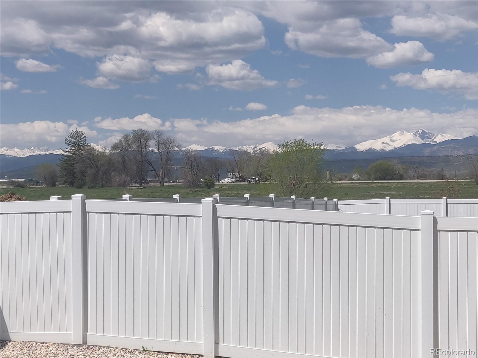 1643 Alpine Avenue Berthoud, CO 80513 - Photo 38 of 40 a view of a terrace