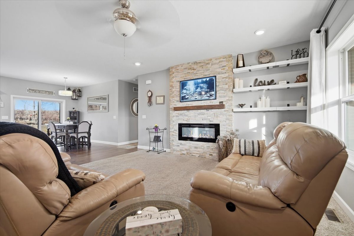 500 Raef Road Downs, IL 61736 - Photo 11 of 46