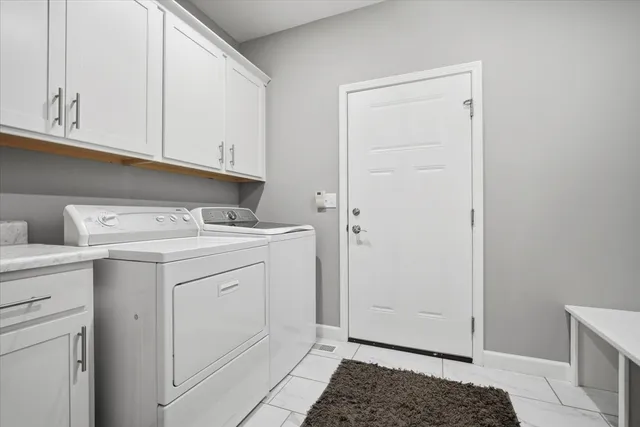 $449,900 | 500 Raef Road, Downs, IL 61736