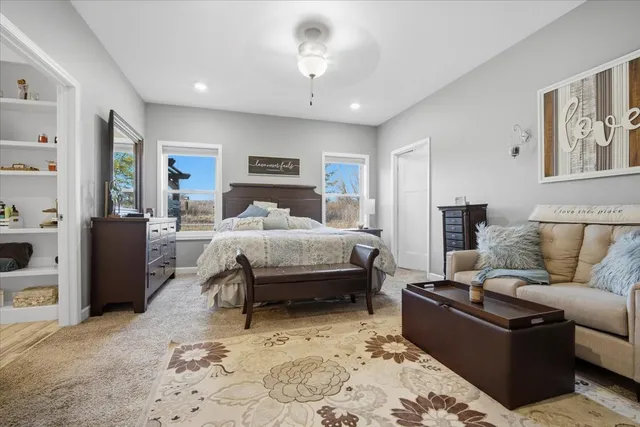 $449,900 | 500 Raef Road, Downs, IL 61736