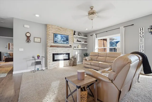 $449,900 | 500 Raef Road, Downs, IL 61736