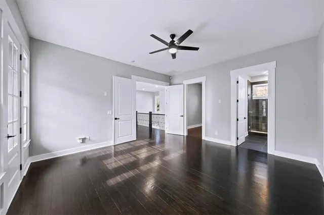 a view of a livingroom with kitchen