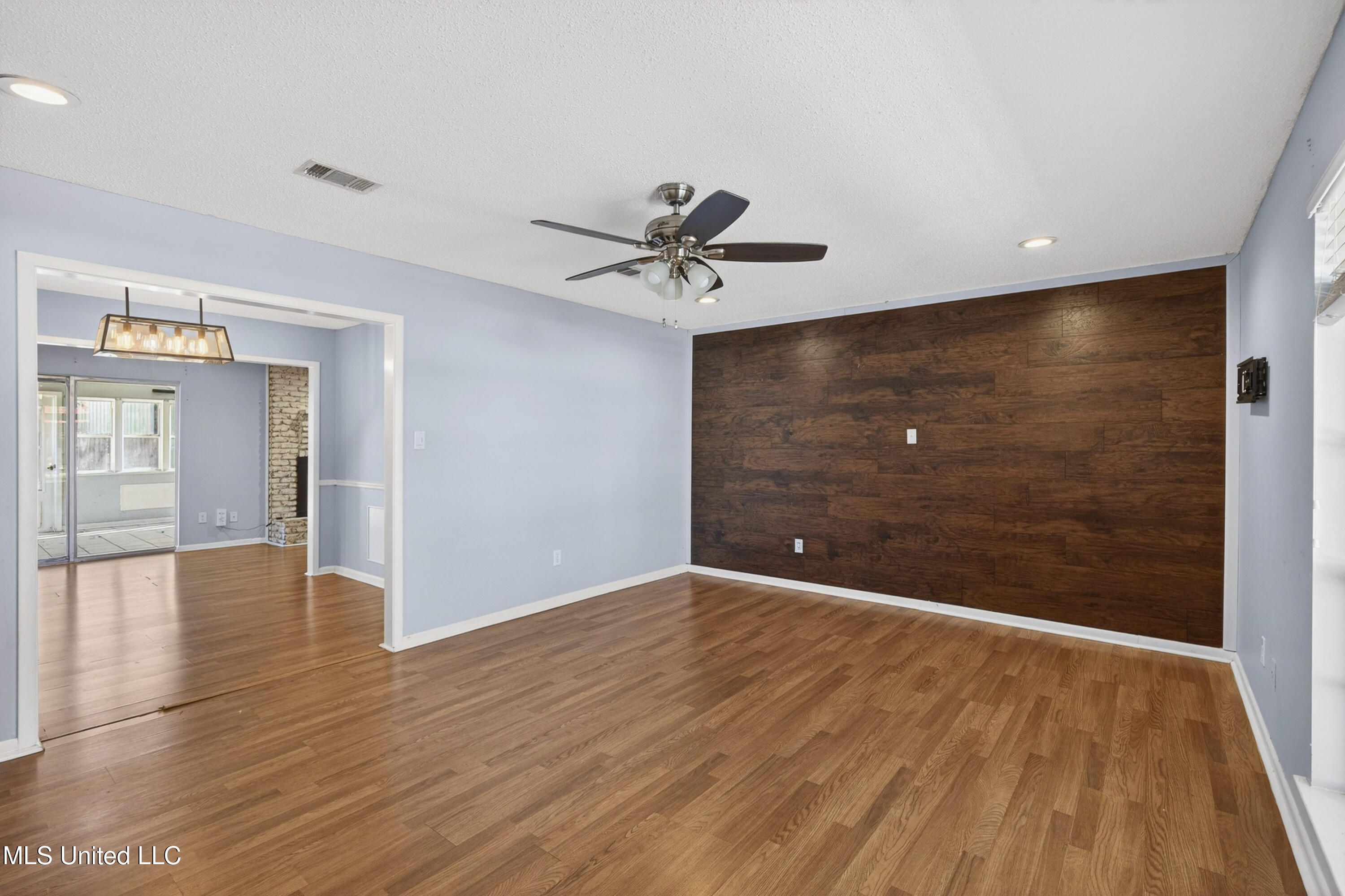 3306 Nottingham Road Ocean Springs, MS 39564 - Photo 12 of 38 3306NottinghamRd-12