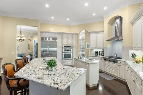 $1,250,000 | 11932 Royce Waterford Circle, Tampa, FL 33626