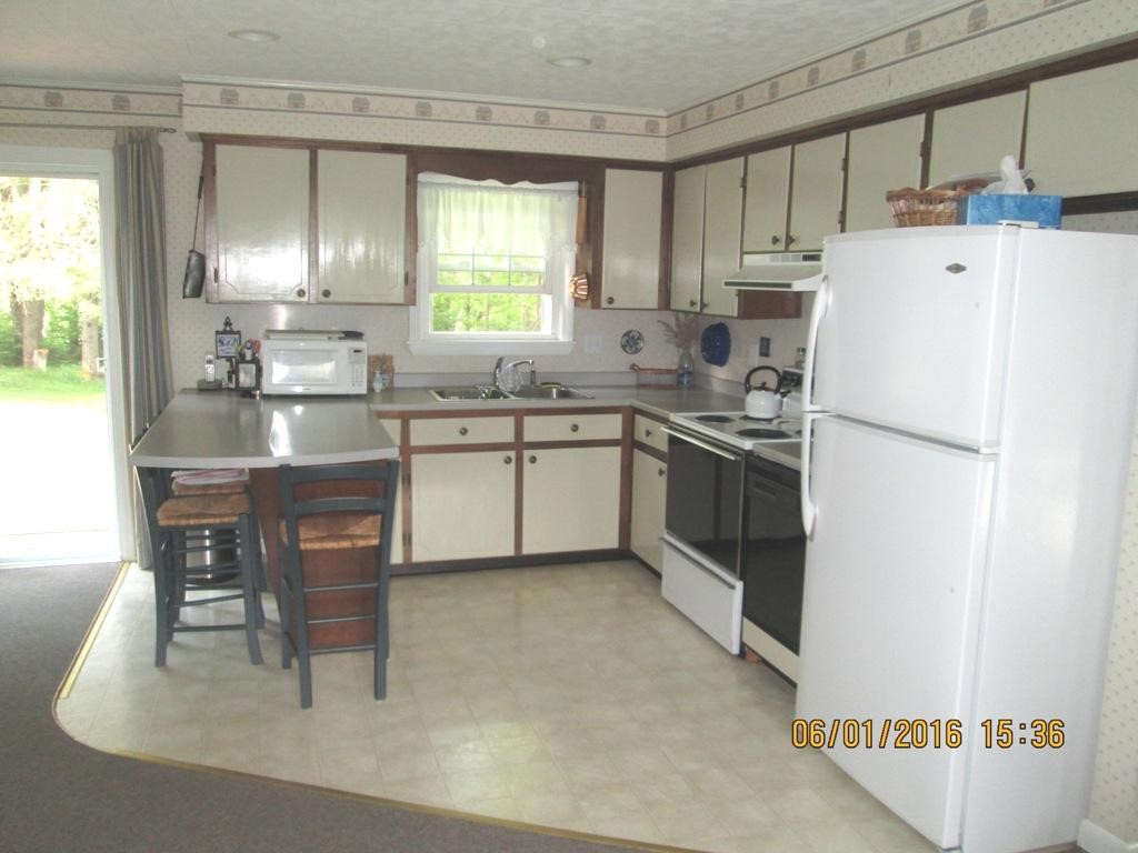 48 Kemp Hill Road Canaan, VT 05903 - Photo 9 of 36