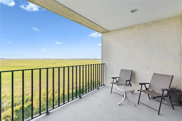 $345,000 | 1 Marina Drive, Unit 307, St. Simons Island, GA 31522