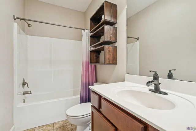 $265,000 | 18526 South Brookfield Drive, Ponchatoula, LA 70454