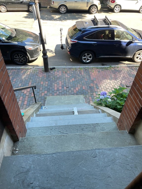 24 Appleton Street Boston, MA 02116 - Photo 3 of 9