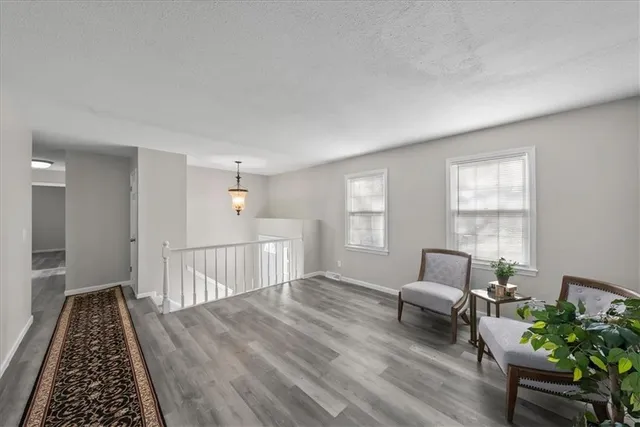 $330,000 | 10116 West 52nd Terrace, Merriam, KS 66203