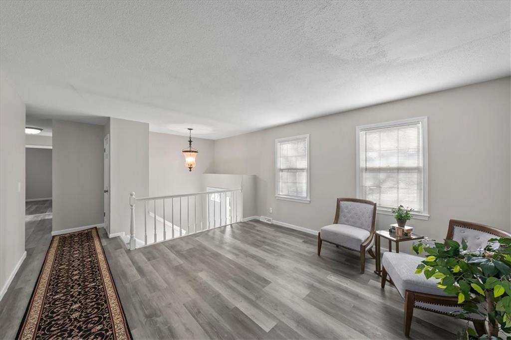 10116 West 52nd Terrace Merriam, KS 66203 - Photo 11 of 32