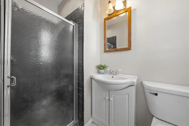 $330,000 | 10116 West 52nd Terrace, Merriam, KS 66203