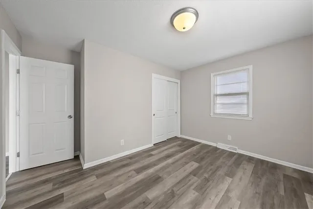 $330,000 | 10116 West 52nd Terrace, Merriam, KS 66203