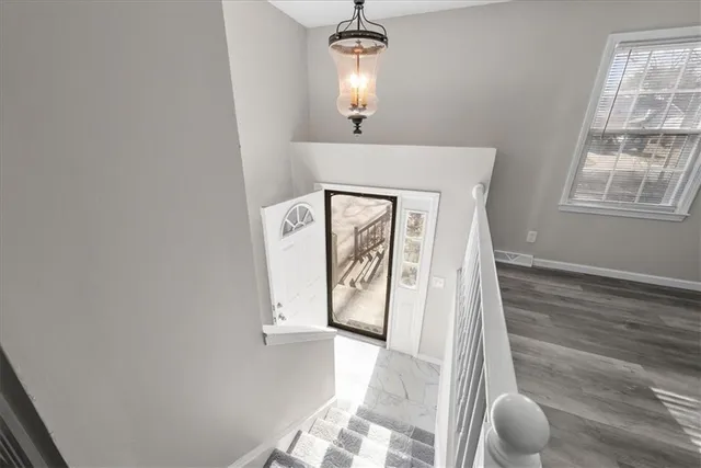 $330,000 | 10116 West 52nd Terrace, Merriam, KS 66203