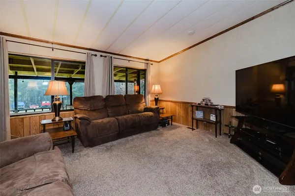 $460,000 | 482 East Hyland Drive, Union, WA 98592