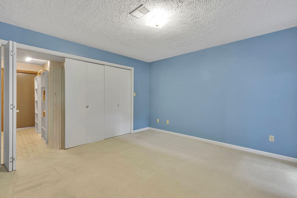 300 6th Street, Unit 4 Beaver, PA 15009 - Photo 19 of 31 The 2nd bedroom