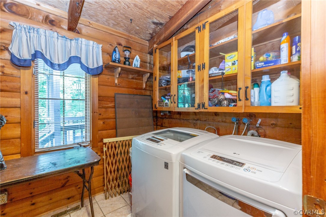 9901 Millers Run Road Chesterfield, VA 23236 - Photo 19 of 44 a utility room with dryer and washer