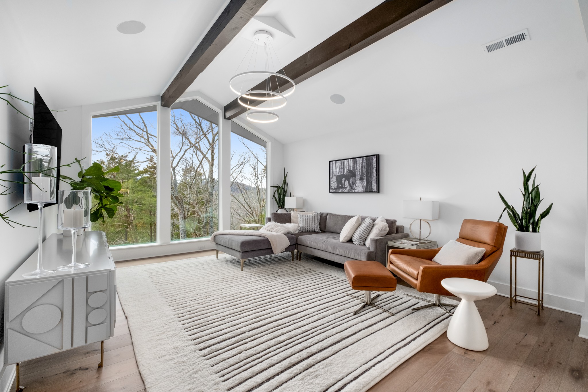 4628 Shys Hill Road Nashville, TN 37215 - Photo 20 of 42 a living room with furniture and a large window