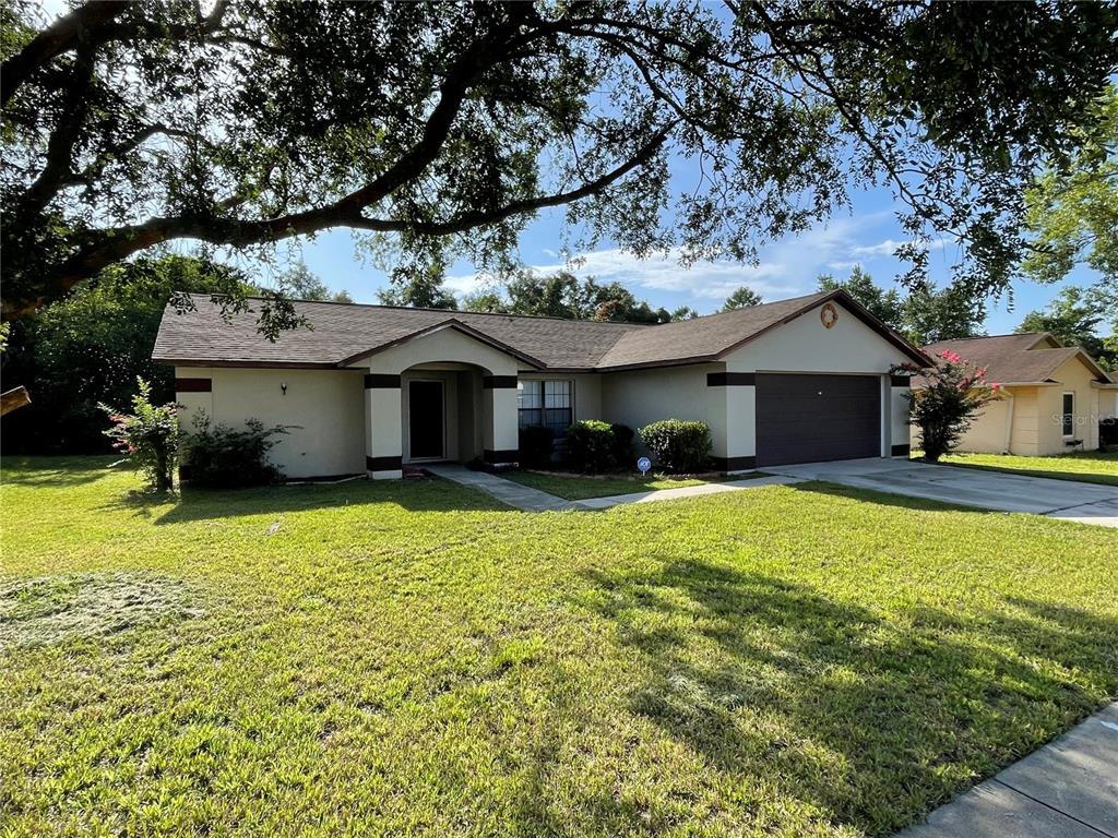 15111 Southwest 35th Avenue Road Ocala, FL 34473 - Photo 1 of 1 Front of House