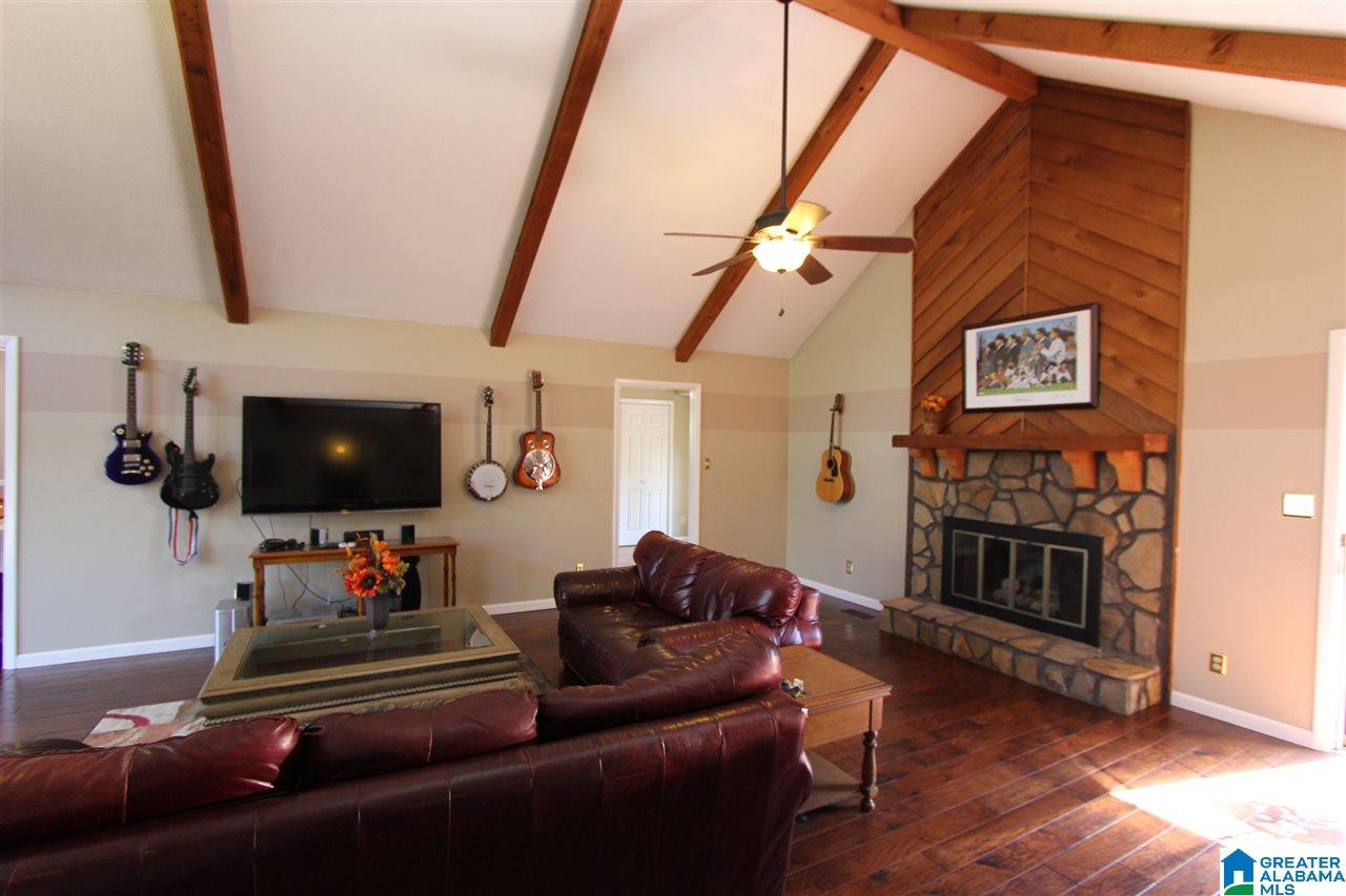 6 Timbercrest Circle Anniston, AL 36206 - Photo 3 of 50