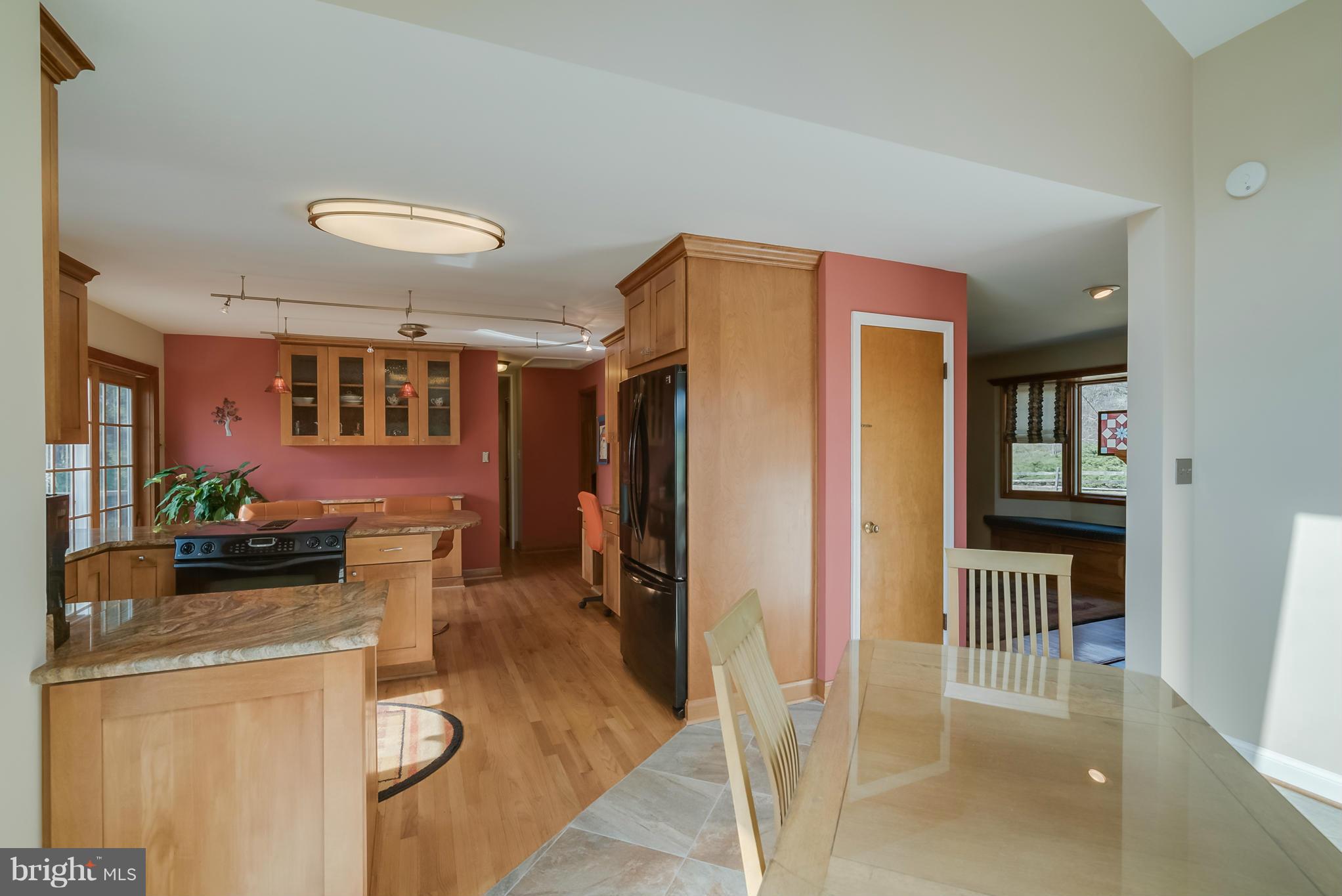 12930 Prices Distillery Road Clarksburg, MD 20871 - Photo 6 of 15 Kitchen