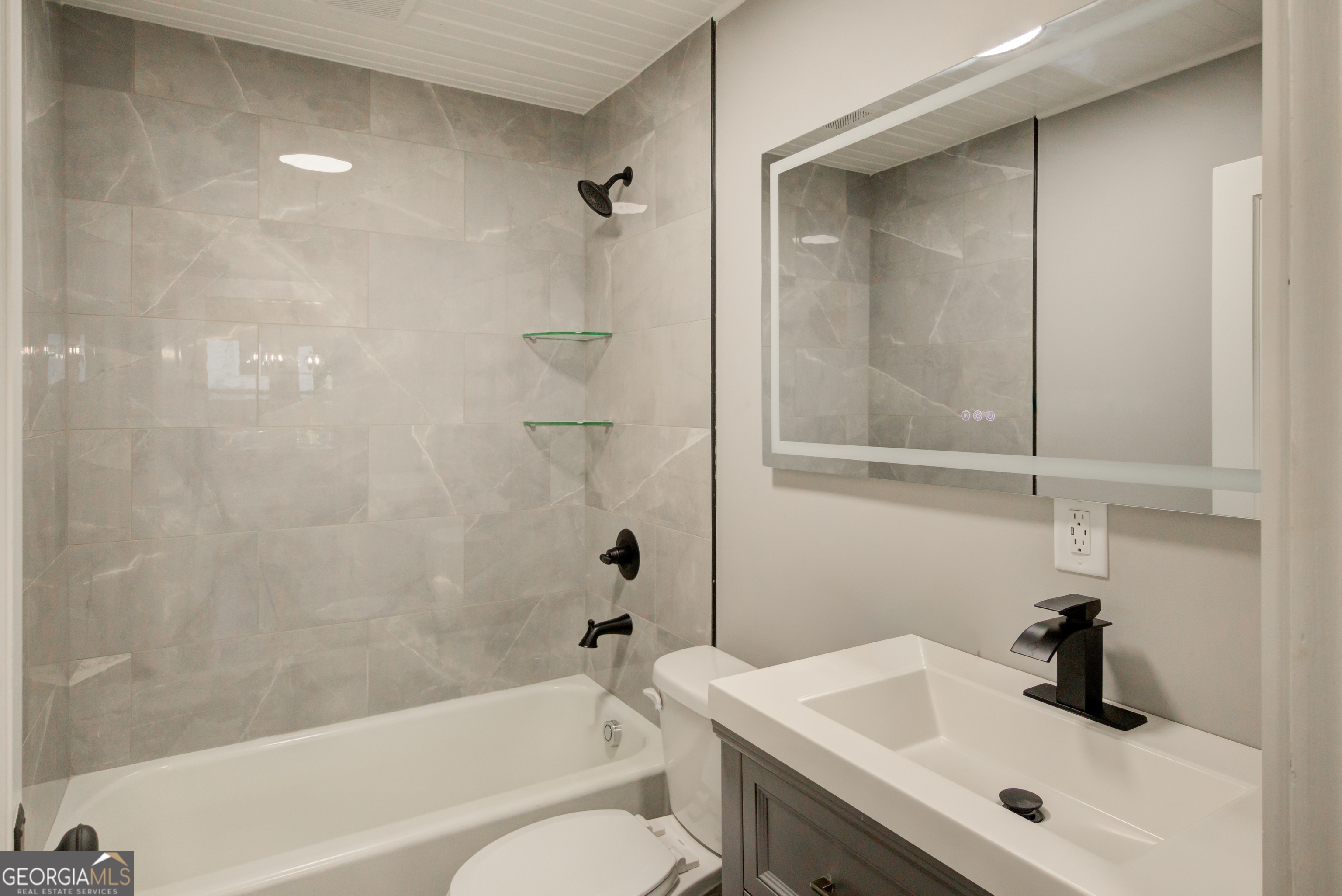 270 Victoria Street Commerce, GA 30529 - Photo 13 of 26