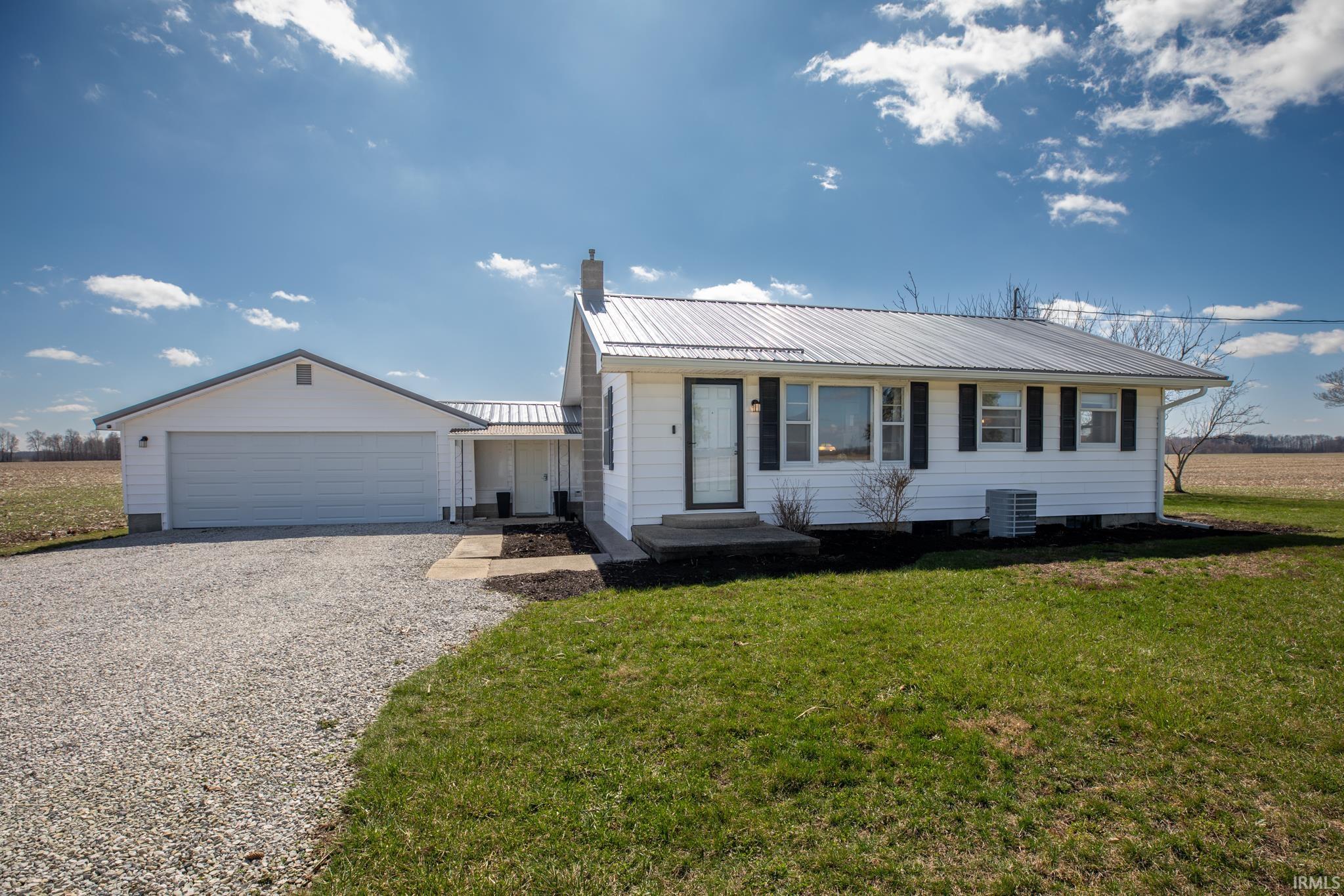 3269 East 300 South Rochester, IN 46975 - Photo 2 of 23 Gallery Image 2