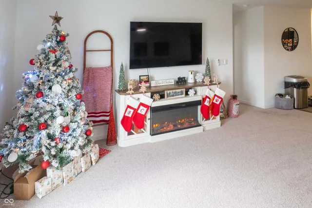 $325,000 | 1195 Andromeda Drive, Franklin, IN 46131