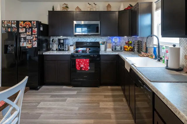 $325,000 | 1195 Andromeda Drive, Franklin, IN 46131