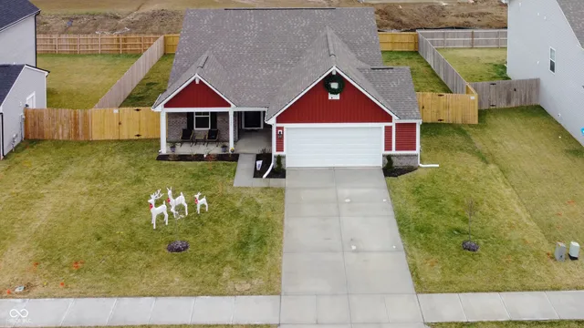 $325,000 | 1195 Andromeda Drive, Franklin, IN 46131