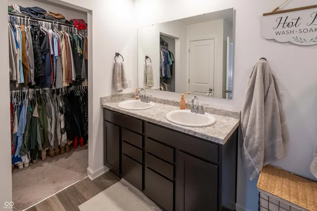 $325,000 | 1195 Andromeda Drive, Franklin, IN 46131