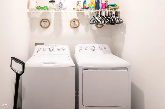 $325,000 | 1195 Andromeda Drive, Franklin, IN 46131