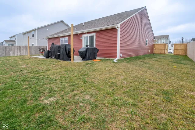 $325,000 | 1195 Andromeda Drive, Franklin, IN 46131