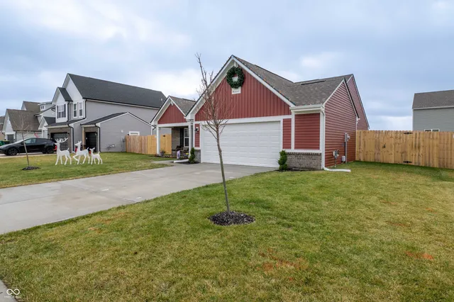 $325,000 | 1195 Andromeda Drive, Franklin, IN 46131