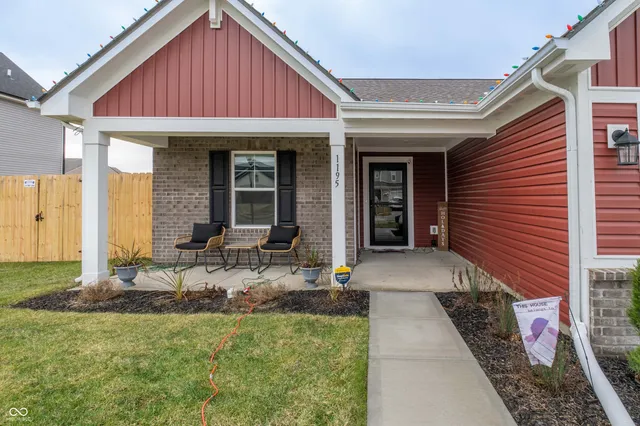 $325,000 | 1195 Andromeda Drive, Franklin, IN 46131