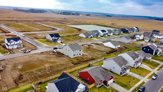 $325,000 | 1195 Andromeda Drive, Franklin, IN 46131