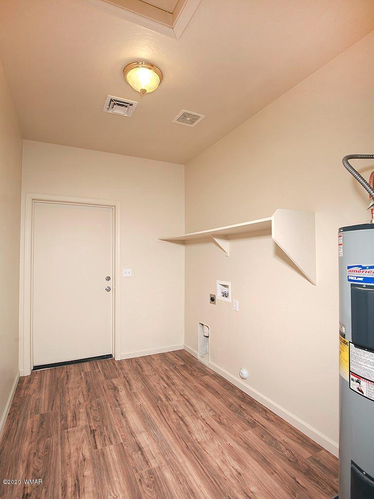 19 County Road 3139 Vernon, AZ 85940 - Photo 14 of 20