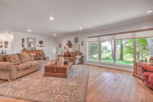 $414,900 | 3155 Erwin Highway, Afton, TN 37616