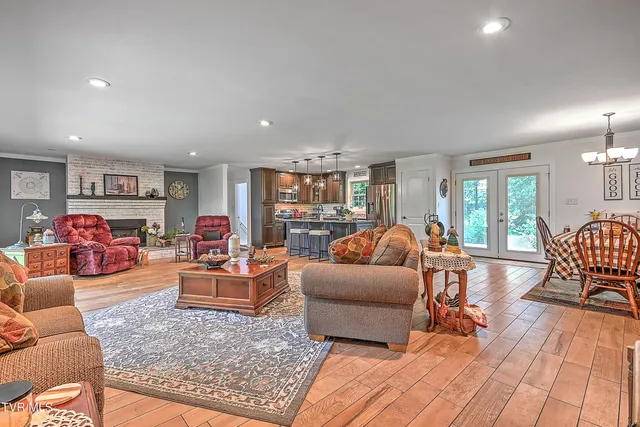 $414,900 | 3155 Erwin Highway, Afton, TN 37616