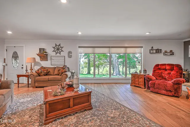 $414,900 | 3155 Erwin Highway, Afton, TN 37616