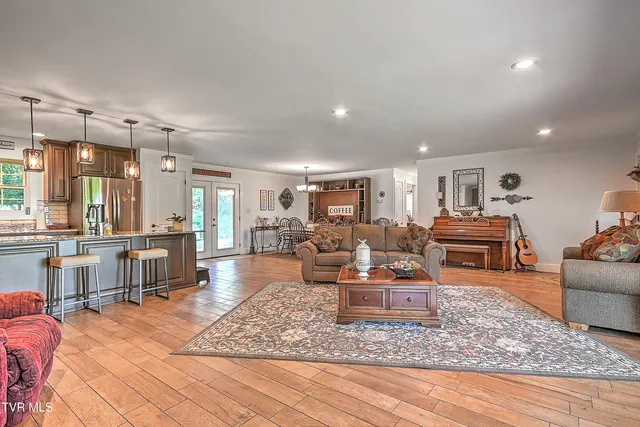 $414,900 | 3155 Erwin Highway, Afton, TN 37616